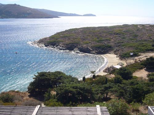 Gallery image of Elpida Andros in Batsi