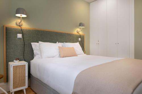 Away to Enjoy Apartment - hapiness has a place