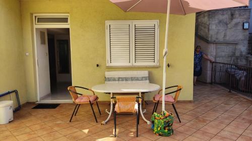 Patio nebo venkovní prostory v ubytování Apartman Milka