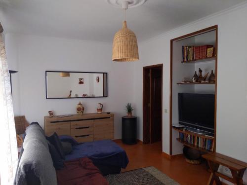 Televisyen dan/atau pusat hiburan di Comporta beach house