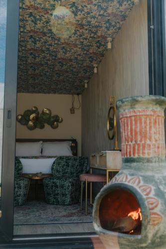 Ruang duduk di The Garden Rooms