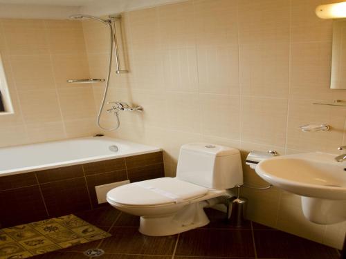 Kupatilo u objektu Bizev Hotel