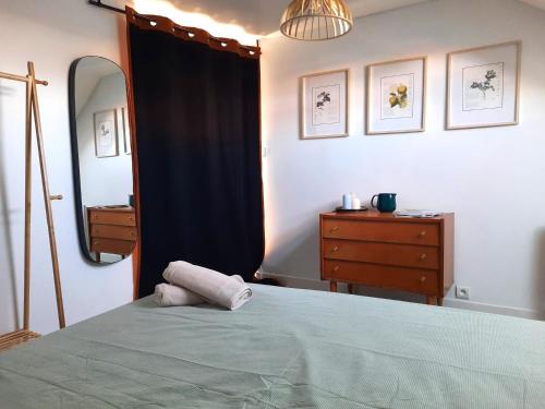 Posteľ alebo postele v izbe v ubytovaní Le Saint-Blaise - Quartier Du Vieux VICHY