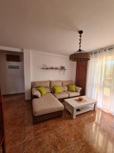 Zona de estar de Precioso Apartamento en Tarifa cerca de la playa