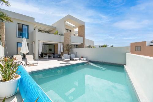 Villa with heated pool near Golf Costa Adeje