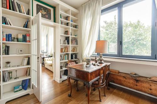 Conca Del Naviglio One Bedroom by Halldis