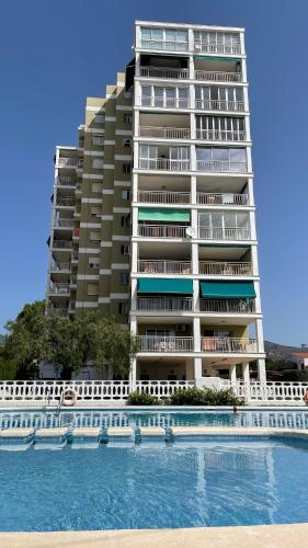 Πισίνα στο ή κοντά στο EPIS - large luxury apartment with sea view