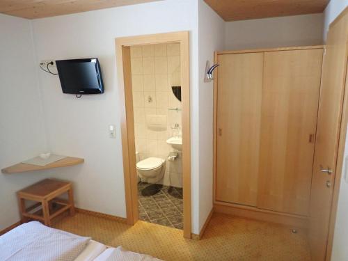 Kúpeľňa v ubytovaní Haus Tuklar