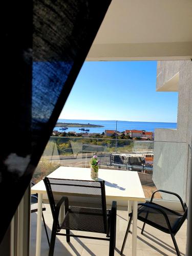 Gallery image of Villa Apartments AniFil in Novalja