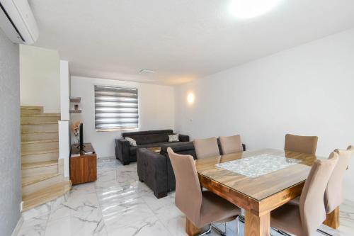 Lidija Apartmani