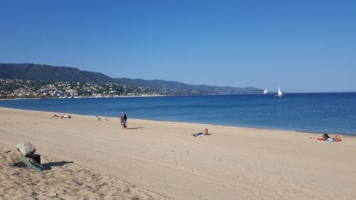 Afbeelding uit fotogalerij van Résidence d'Azur 2 appartement 311 in Le Lavandou