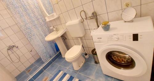 Kúpeľňa v ubytovaní Apartment Biokovo