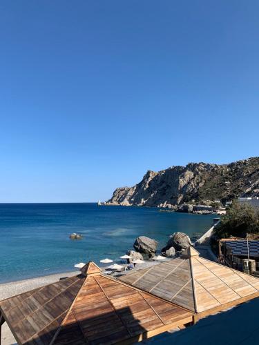 Antiperatos Beach house