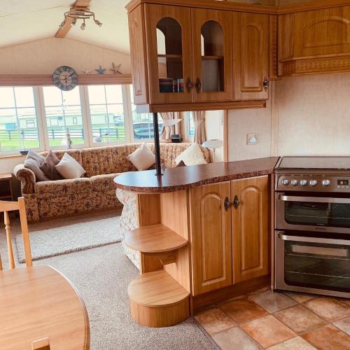 Kuchyň nebo kuchyňský kout v ubytování 157 Amour Caravan