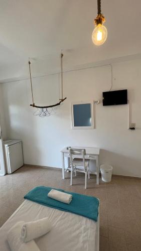 Gallery image of Blue Life Hotel in Emboríon