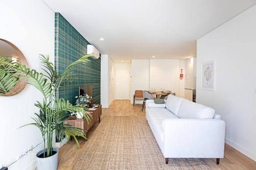 Paraíso -1B w/ AC & Patio by LovelyStay