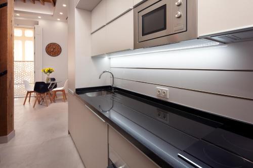 INMálaga Santos Suites 1