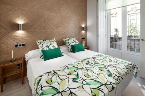 INMálaga Santos Suites 1