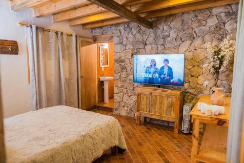 Gallery image of Hotel Colibri in Mineral de Pozos