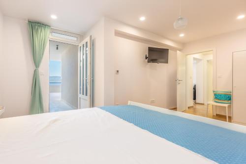 Adris apartments