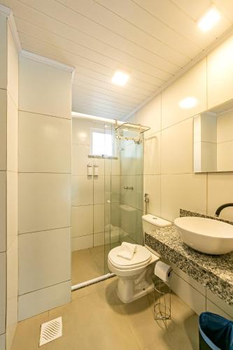 Bilik mandi di Antiquus ApartHotel
