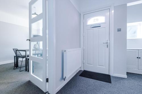 Φωτογραφία από το άλμπουμ του Premium 3-Bed Detached by Papermill, Deeside - Wirral σε Bromborough