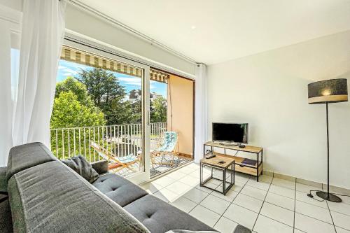 T2 avec BALCON aménagé proche Annecy centre