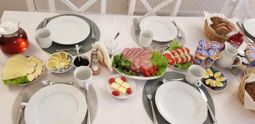 Mad på feriegården eller i nærheden