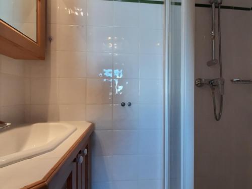 Appartement calme avec balcon, accès direct aux pistes