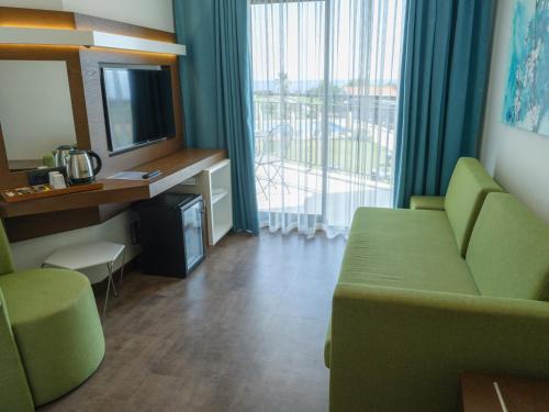 Χώρος καθιστικού στο Acroter Hotel Spa - Alcohol Extra All Inclusive