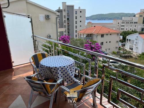 Gallery image of Apartmani IVA Bečići in Becici