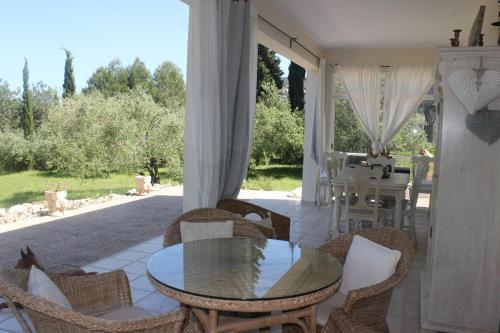 Gallery image of 032 Villa Albardanera in Pedreguer