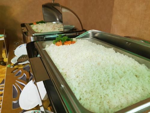 Φαγητό σε αυτό το ξενοδοχείο ή κάπου εκεί κοντά