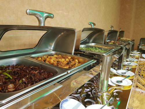 Φαγητό σε αυτό το ξενοδοχείο ή κάπου εκεί κοντά