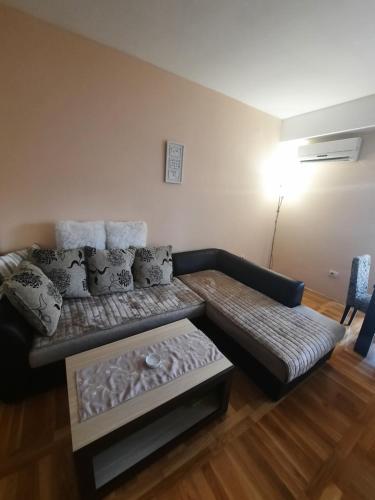 Postel nebo postele na pokoji v ubytování Stan na dan i duže
