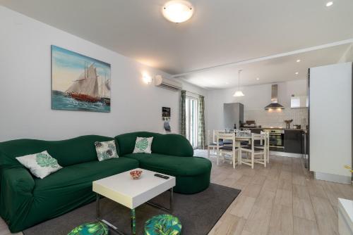 Apartment Ela