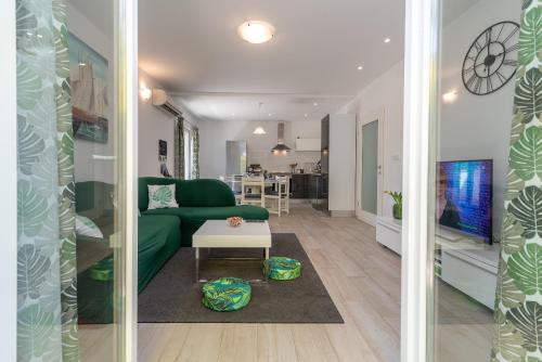 Apartment Ela