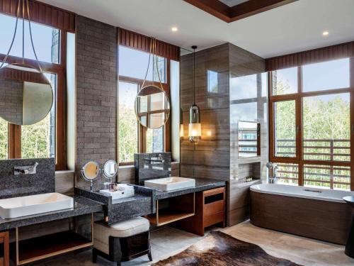 Ruang duduk di Pullman Changbaishan Resort