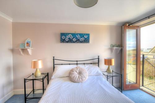 9 Maritime House – Photos 2