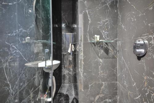 Triplex-6Pers-Porte Maillot-ArcdeTriomphe-Paris17