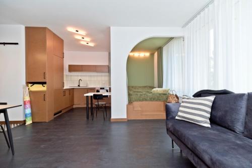 Apart Harmony- Abrahama 2/63