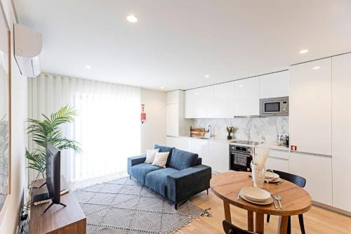 Paraíso 2M w AC & Balcony by LovelyStay