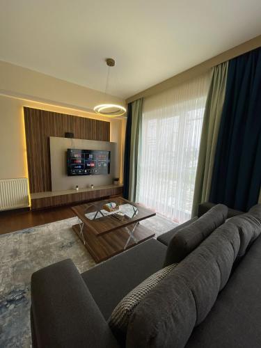 Luxury 2-bedroom apartment in Prime Suites near Mall of Istanbul – 87