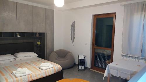 A bed or beds in a room at Casa vacanze Isa