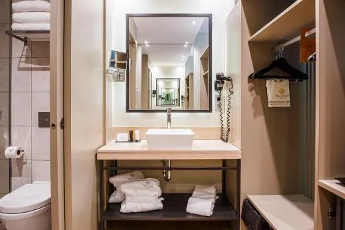 Hotel Well and Come Barcelona photo 4
