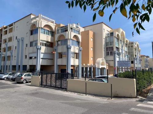 Charmant T2 Les Plages Dorées vue mer + parking