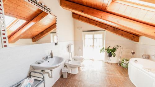 Et badeværelse på Casa Vecchio Mulino