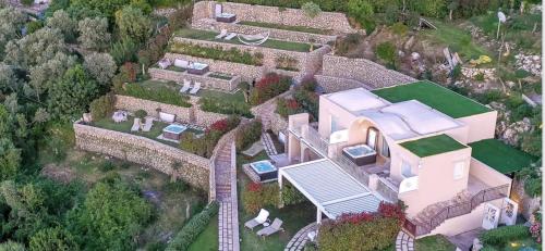 an aerial view of a house with a garden at Villa DAlessandro in Anacapri
