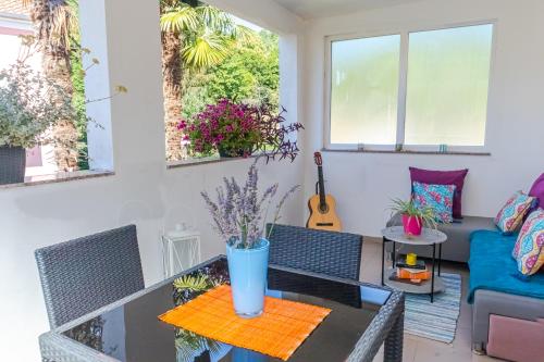 Χώρος καθιστικού στο Comfortable apartment near Opatija