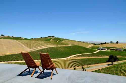 Sirena Vineyard Resort – Photos 2